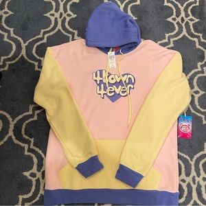 NWT 4 Town Color Block Sweatshirt
